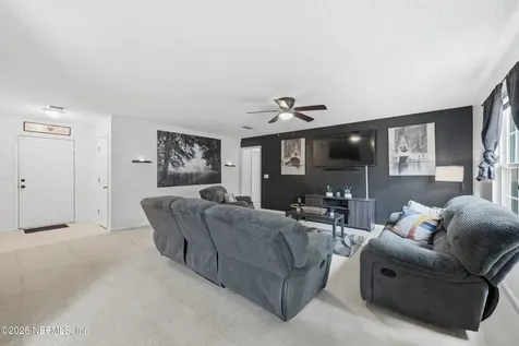 735 N Cypress Avenue Green Cove Springs FL 32043