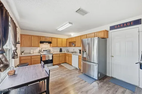 735 N Cypress Avenue Green Cove Springs FL 32043