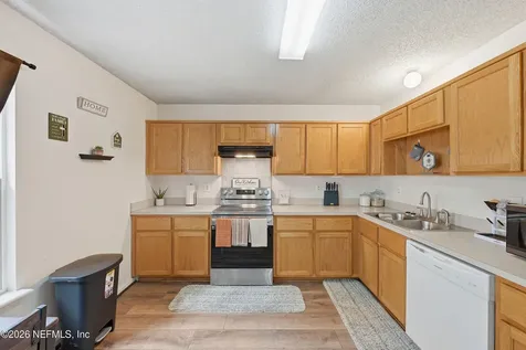 735 N Cypress Avenue Green Cove Springs FL 32043