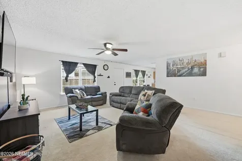 735 N Cypress Avenue Green Cove Springs FL 32043