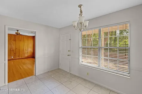 1922 Holly Oaks Ravine Drive Jacksonville FL 32225