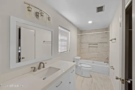 1922 Holly Oaks Ravine Drive Jacksonville FL 32225