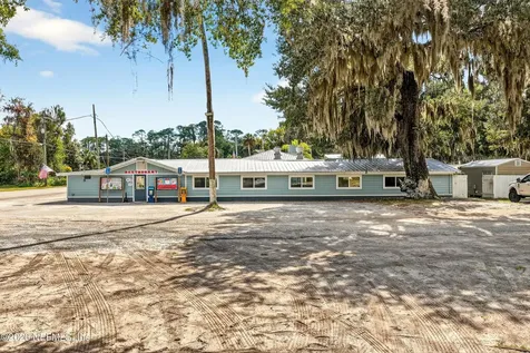 201 Oak Street Welaka FL 32189