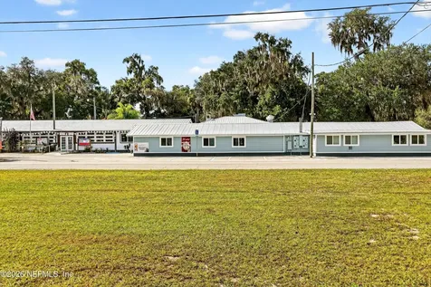 201 Oak Street Welaka FL 32189