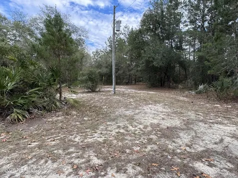 850 Cousintown Road Interlachen FL 32148
