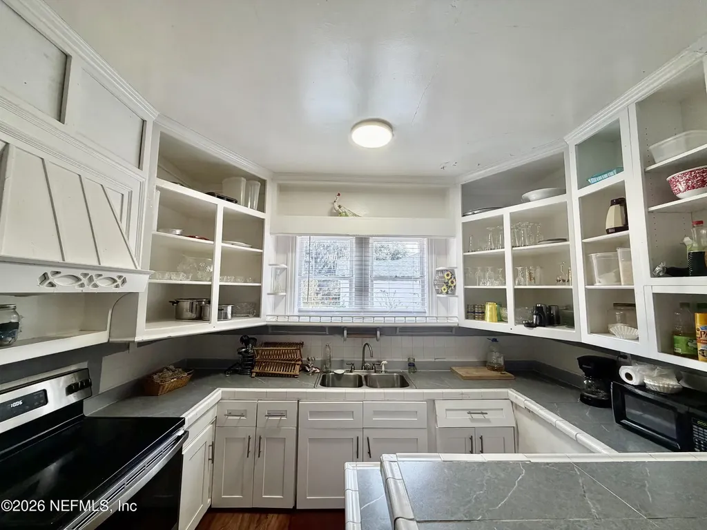 2534 Grand Street Jacksonville FL 32208