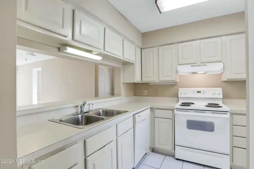 5615 San Juan Avenue Jacksonville FL 32210