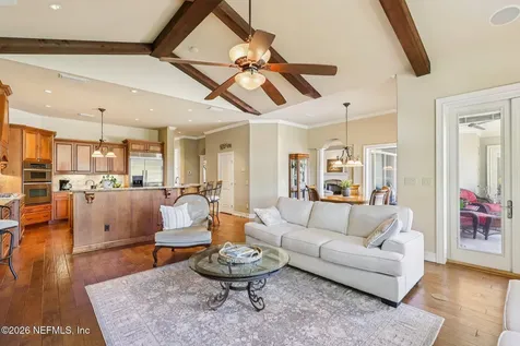 8881 Shining Oak Court Jacksonville FL 32217