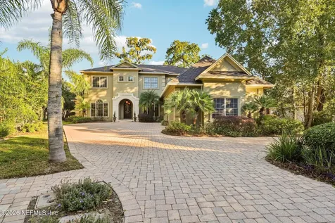 8881 Shining Oak Court Jacksonville FL 32217