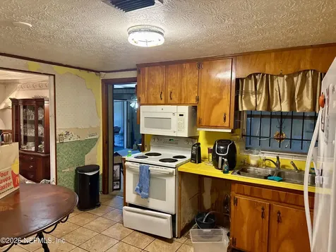 7235 Dostie Drive E Jacksonville FL 32209
