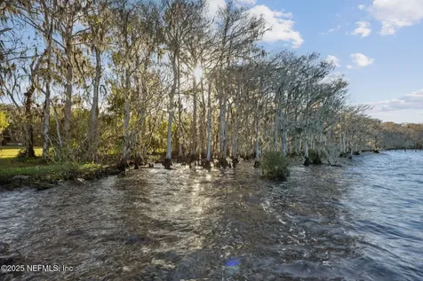 127 Duck Drive Crescent City FL 32112