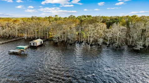 127 Duck Drive Crescent City FL 32112