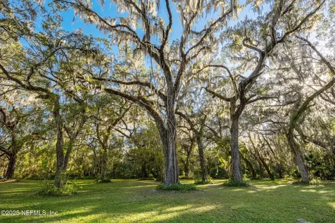 127 Duck Drive Crescent City FL 32112