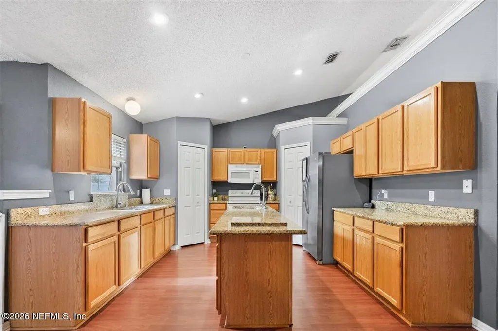 9366 Thunderbolt Drive Jacksonville FL 32221