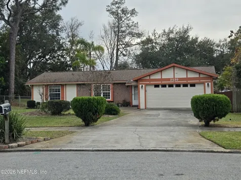 2520 Stern Drive S Jacksonville FL 32233