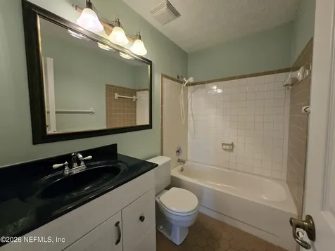 2520 Stern Drive S Jacksonville FL 32233