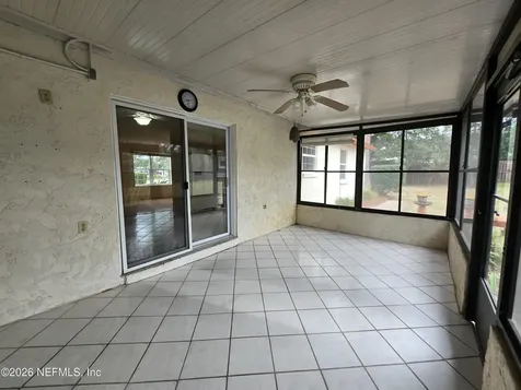 2520 Stern Drive S Jacksonville FL 32233