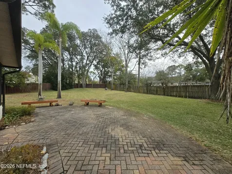 2520 Stern Drive S Jacksonville FL 32233