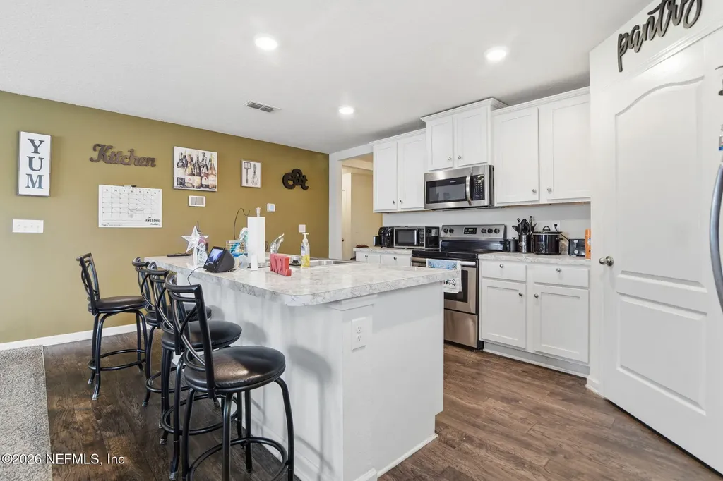 1986 Pebble Point Drive Green Cove Springs FL 32043