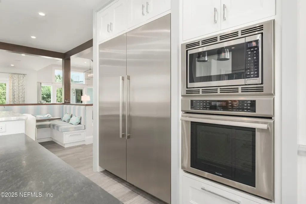 365 8th Street Atlantic Beach FL 32233