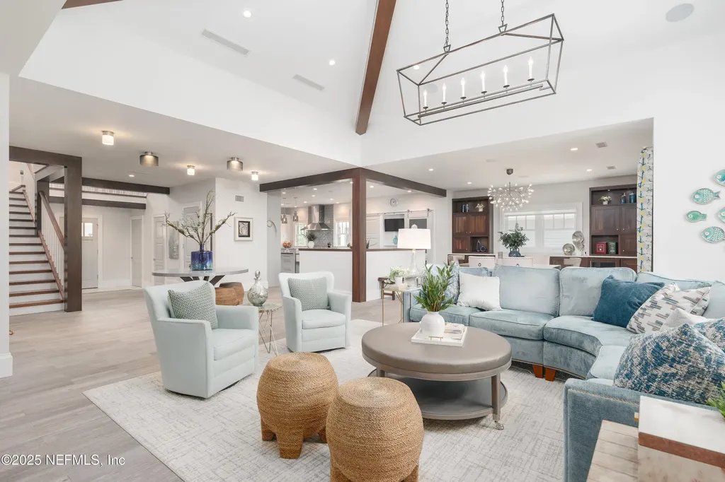 365 8th Street Atlantic Beach FL 32233