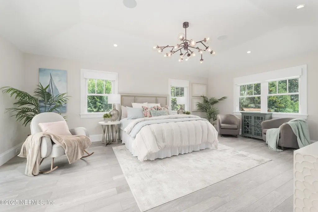 365 8th Street Atlantic Beach FL 32233