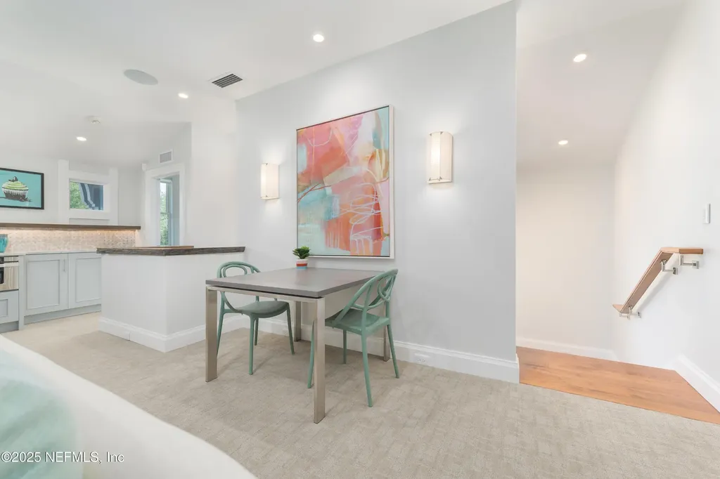 365 8th Street Atlantic Beach FL 32233