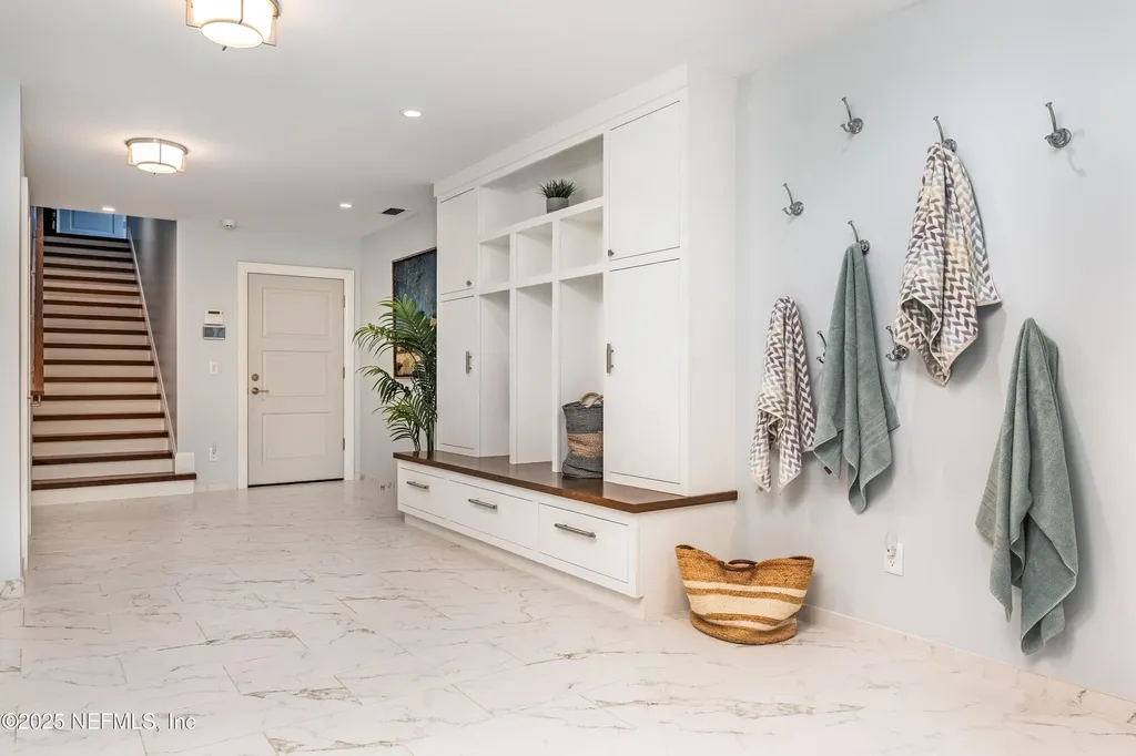 365 8th Street Atlantic Beach FL 32233