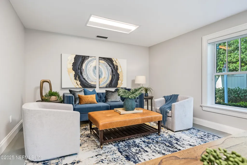 365 8th Street Atlantic Beach FL 32233