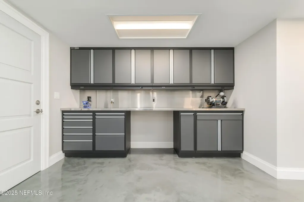 365 8th Street Atlantic Beach FL 32233