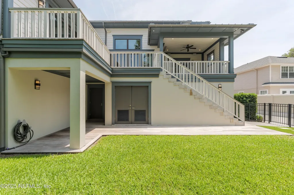 365 8th Street Atlantic Beach FL 32233