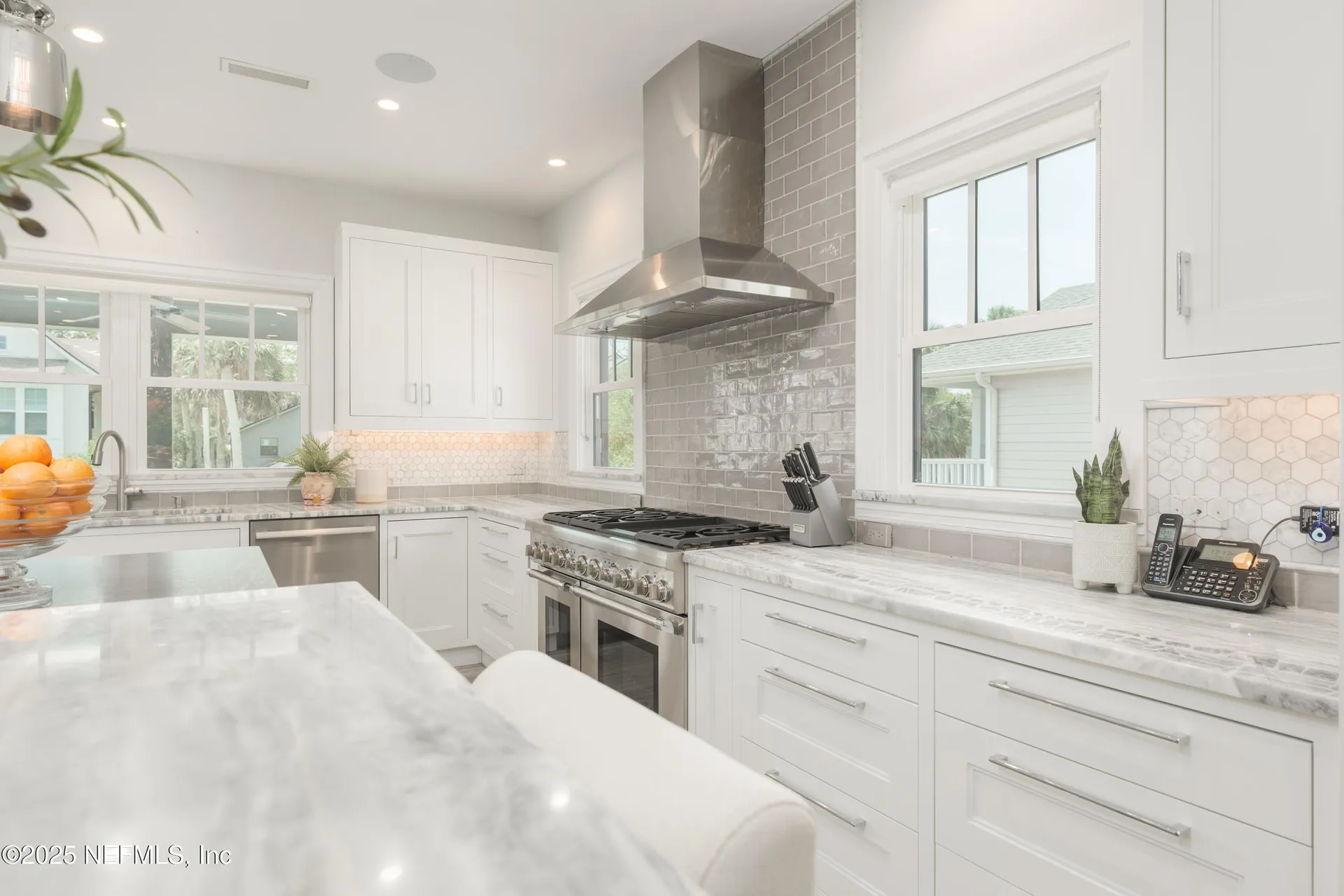 365 8th Street Atlantic Beach FL 32233