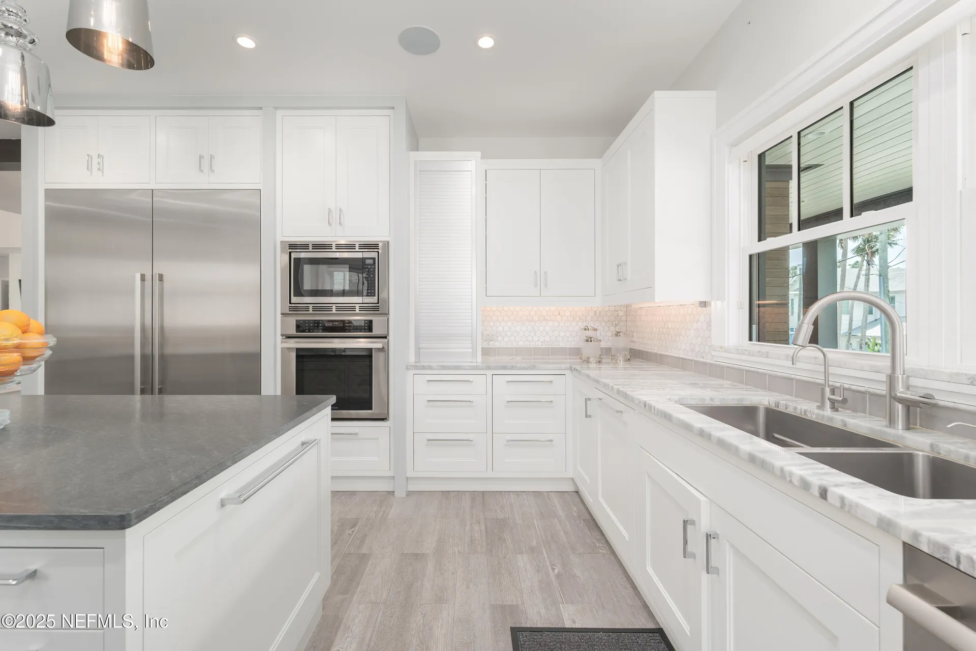 365 8th Street Atlantic Beach FL 32233