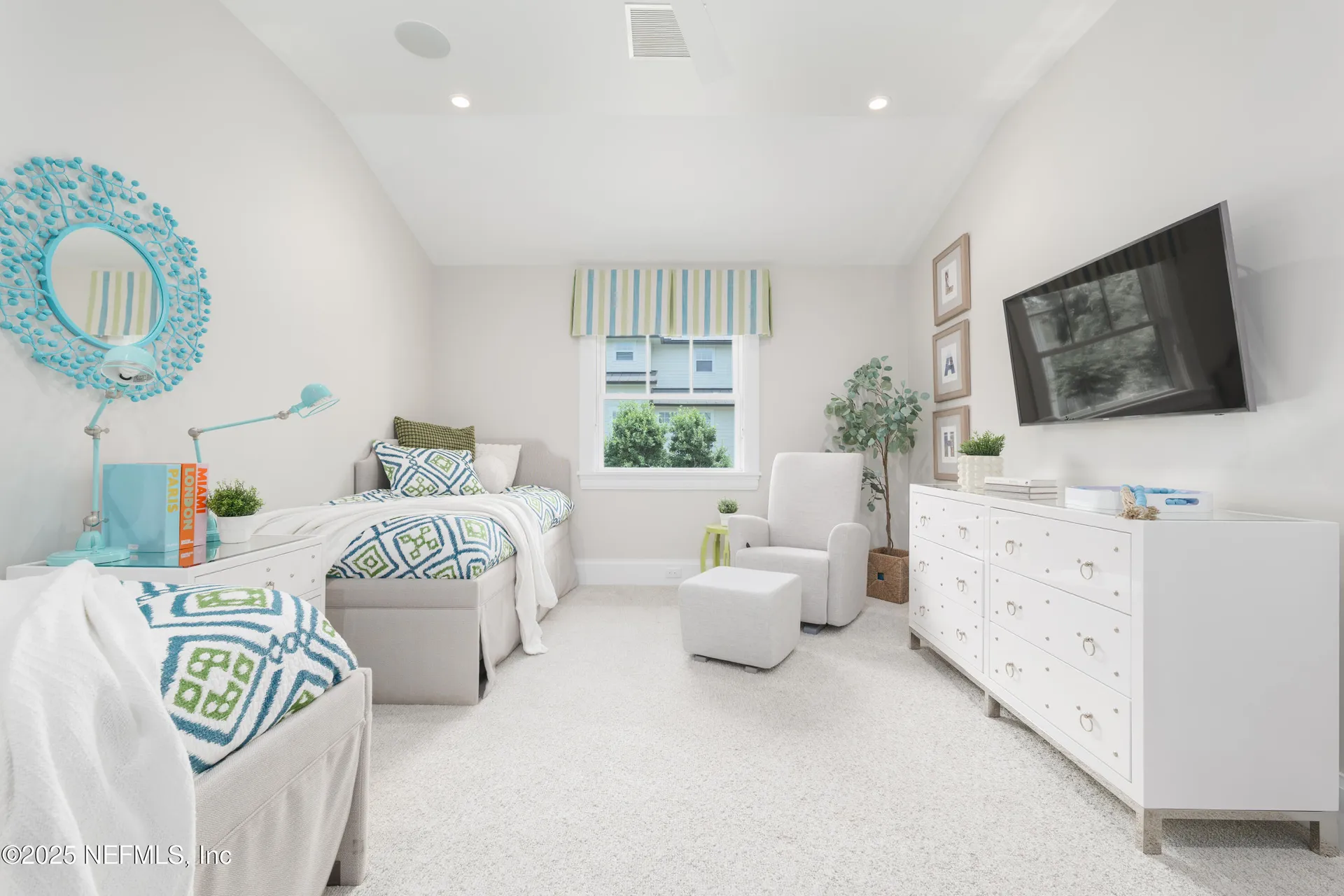 365 8th Street Atlantic Beach FL 32233