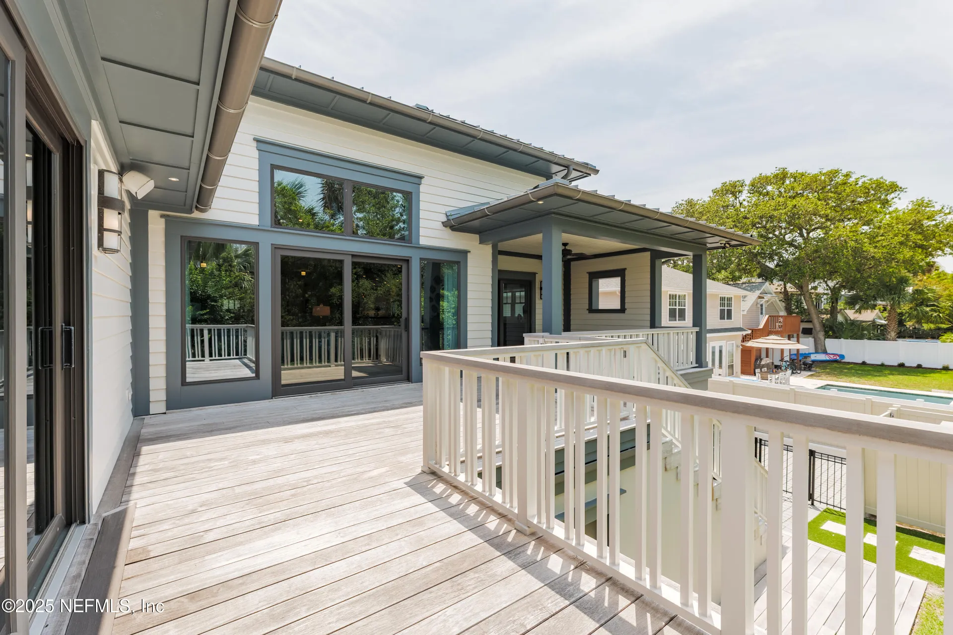 365 8th Street Atlantic Beach FL 32233