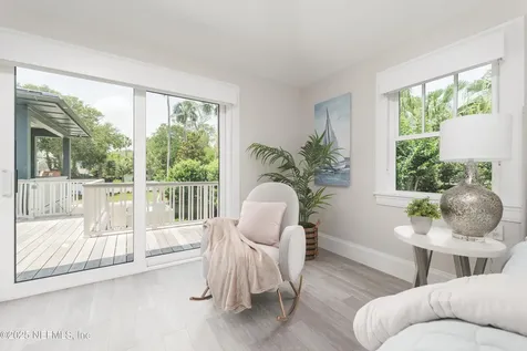 365 8th Street Atlantic Beach FL 32233