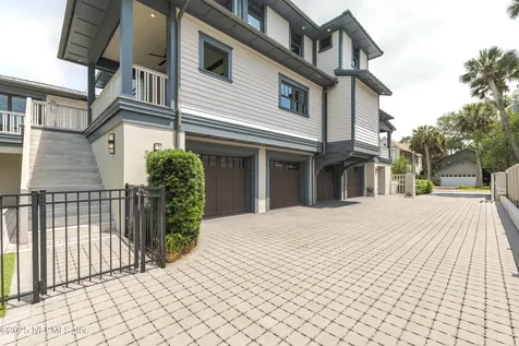 365 8th Street Atlantic Beach FL 32233