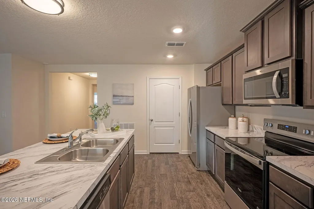 2418 Oak Stream Drive Green Cove Springs FL 32043