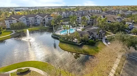 7990 Baymeadows Road Jacksonville FL 32256