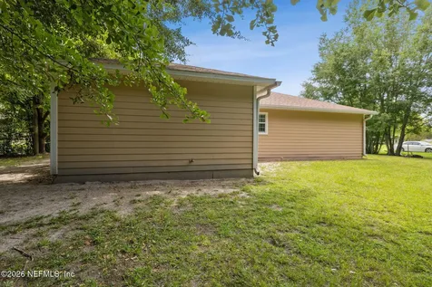 423 South Boulevard Macclenny FL 32063