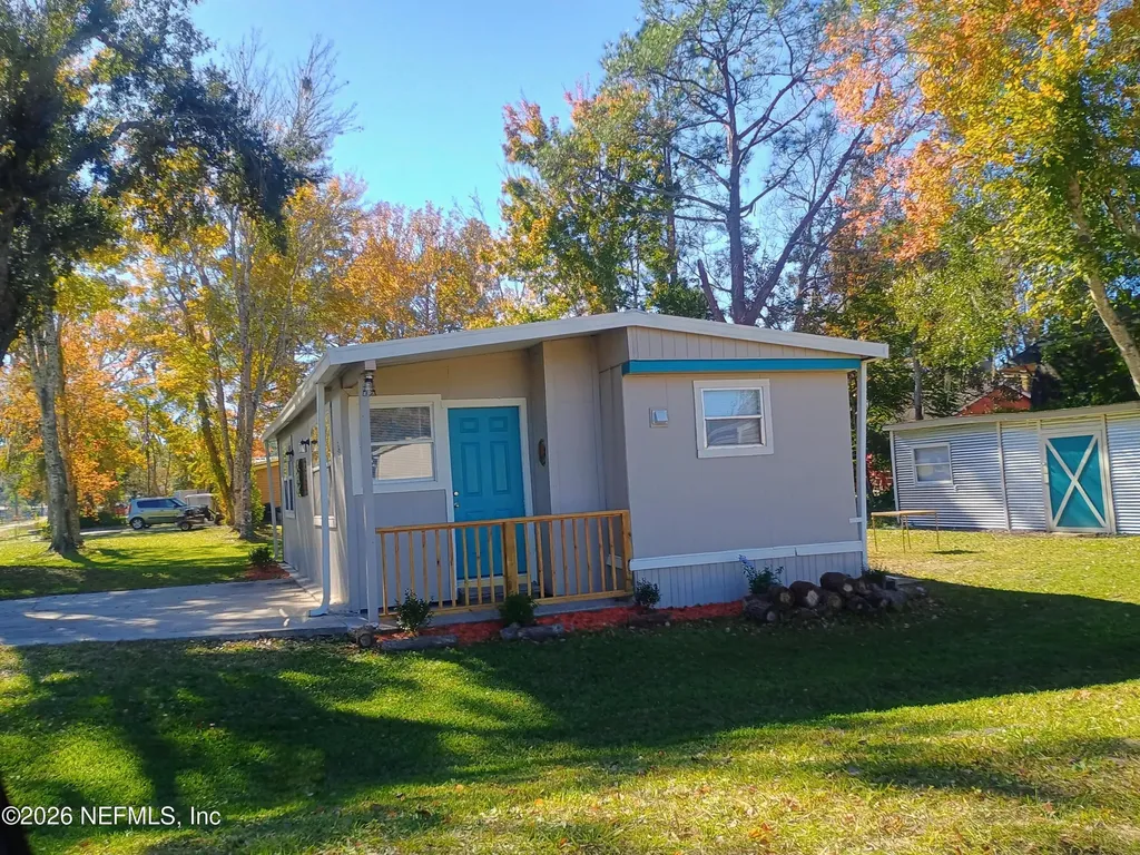 215 Pine Tree Trail Crescent City FL 32112