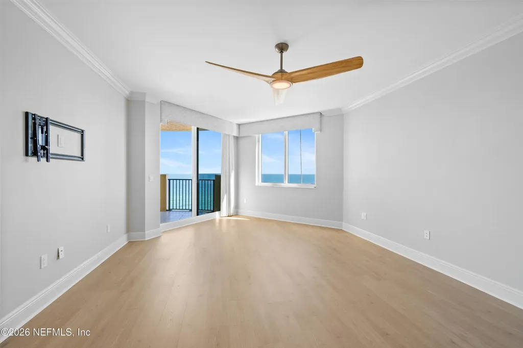 19 Avenue De La Mer Palm Coast FL 32137