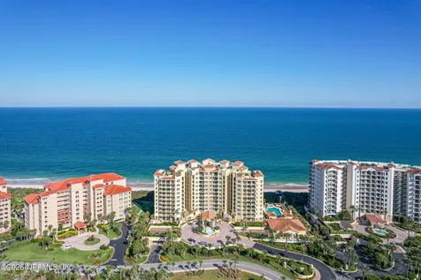 19 Avenue De La Mer Palm Coast FL 32137