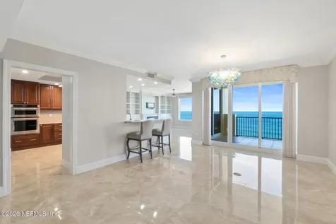 19 Avenue De La Mer Palm Coast FL 32137