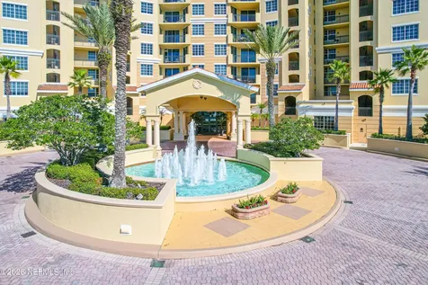 19 Avenue De La Mer Palm Coast FL 32137