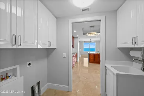 19 Avenue De La Mer Palm Coast FL 32137