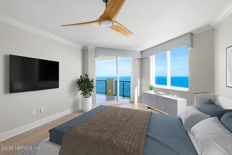 19 Avenue De La Mer Palm Coast FL 32137