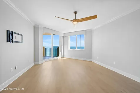 19 Avenue De La Mer Palm Coast FL 32137