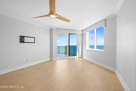 19 Avenue De La Mer Palm Coast FL 32137