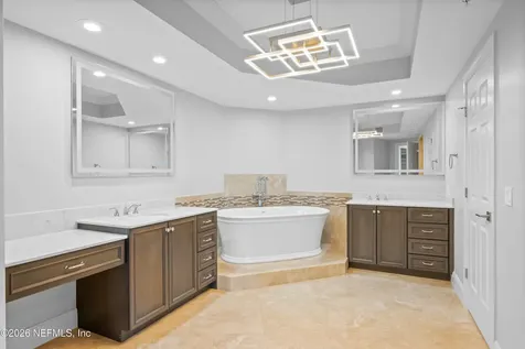 19 Avenue De La Mer Palm Coast FL 32137